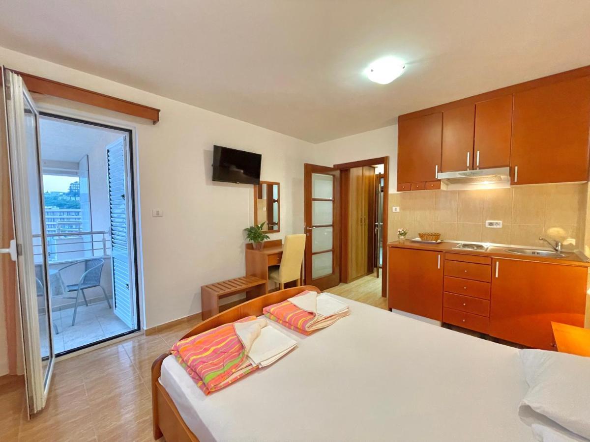 Apartments Boreta Becici Budva Exterior photo