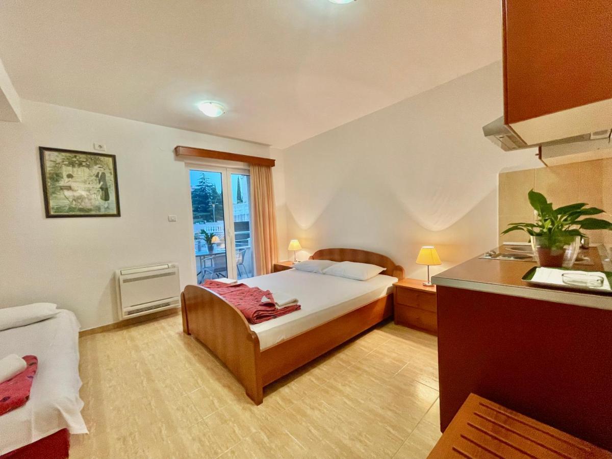 Apartments Boreta Becici Budva Exterior photo