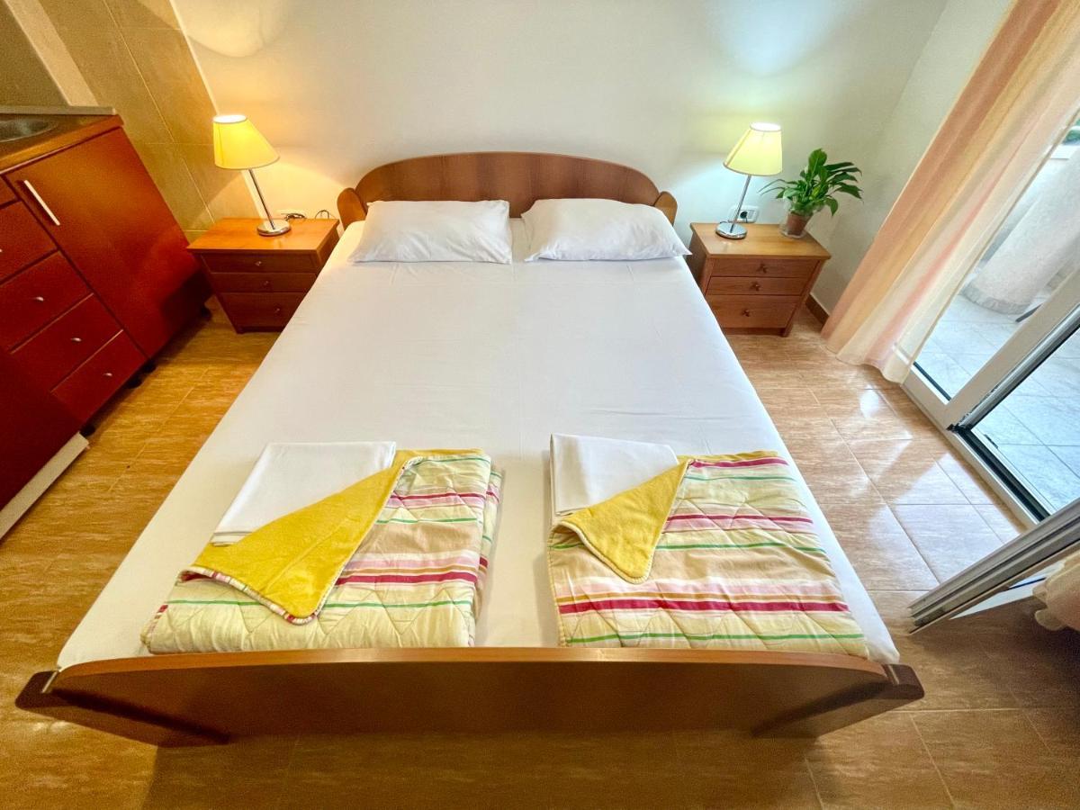 Apartments Boreta Becici Budva Exterior photo