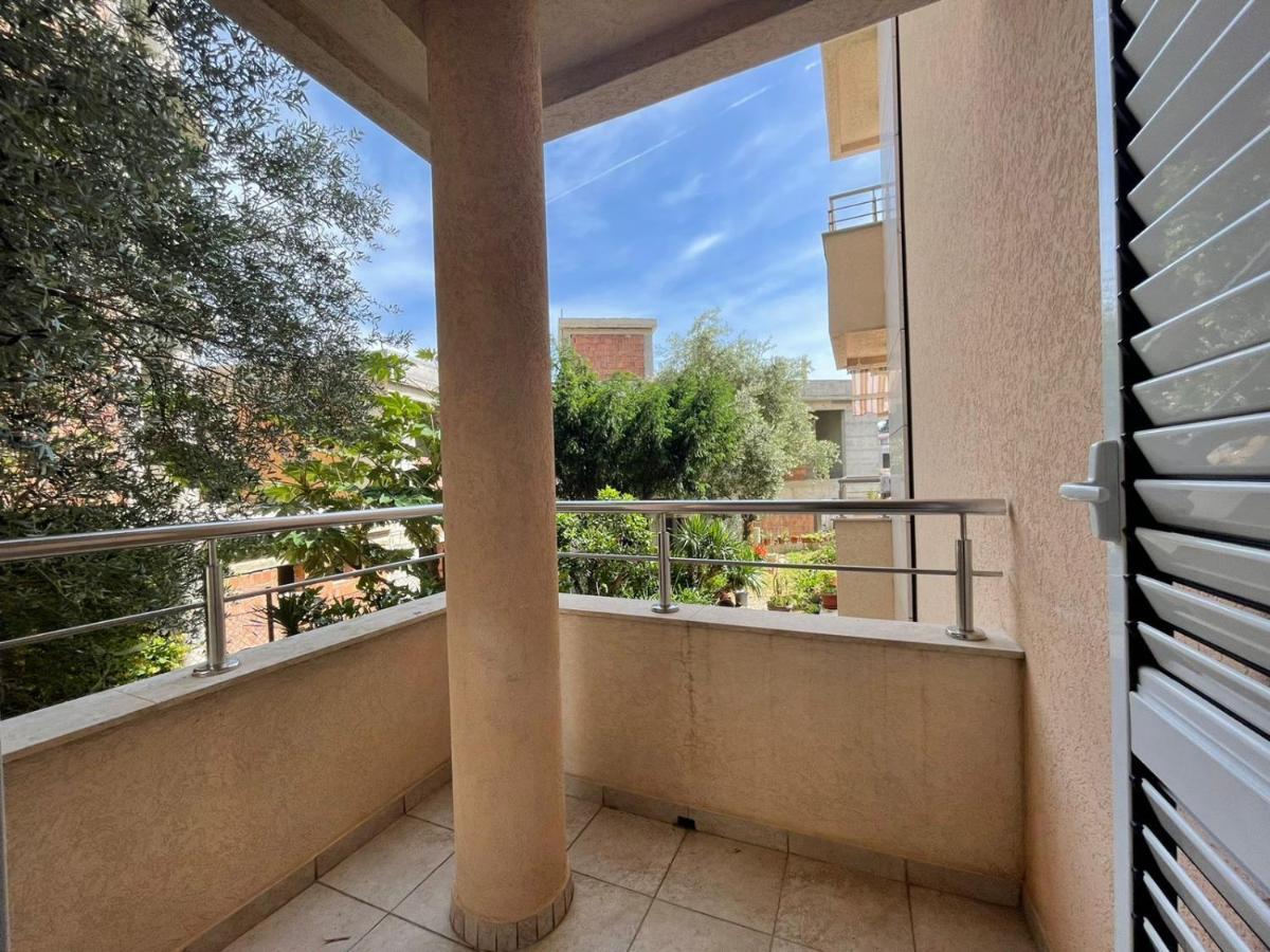 Apartments Boreta Becici Budva Exterior photo