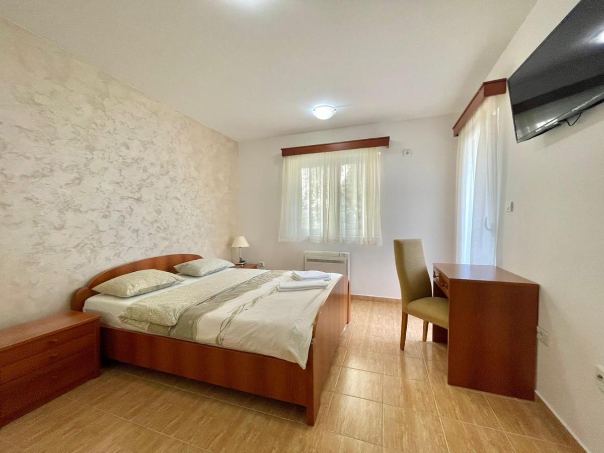 Apartments Boreta Becici Budva Exterior photo
