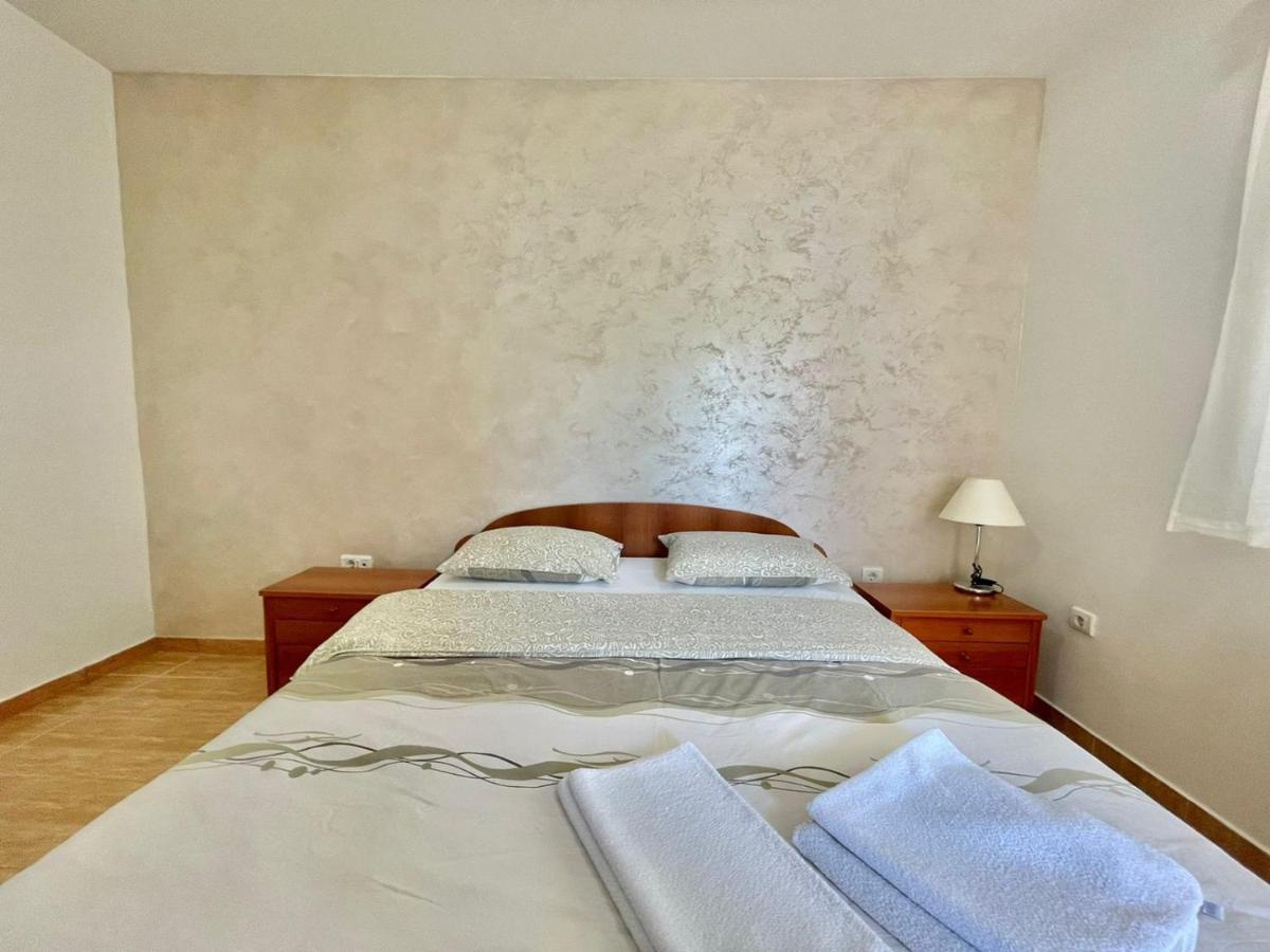 Apartments Boreta Becici Budva Exterior photo